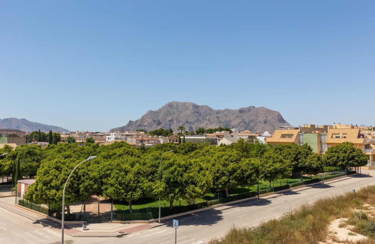 New Build - Town House -
Rafal - pueblo