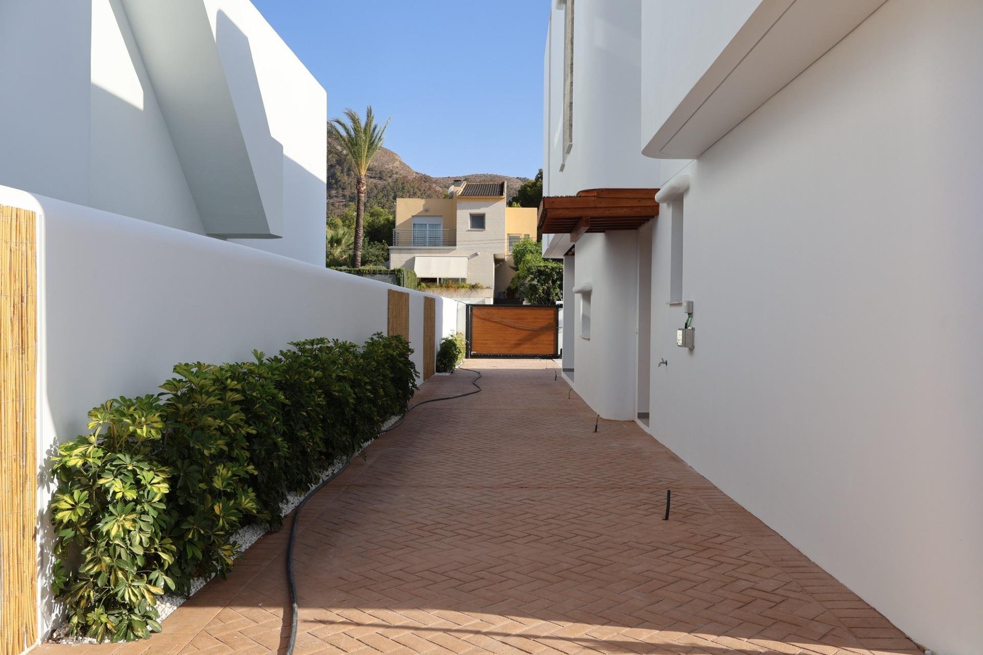 New Build - Villa -
Alfas del Pí - El Albir