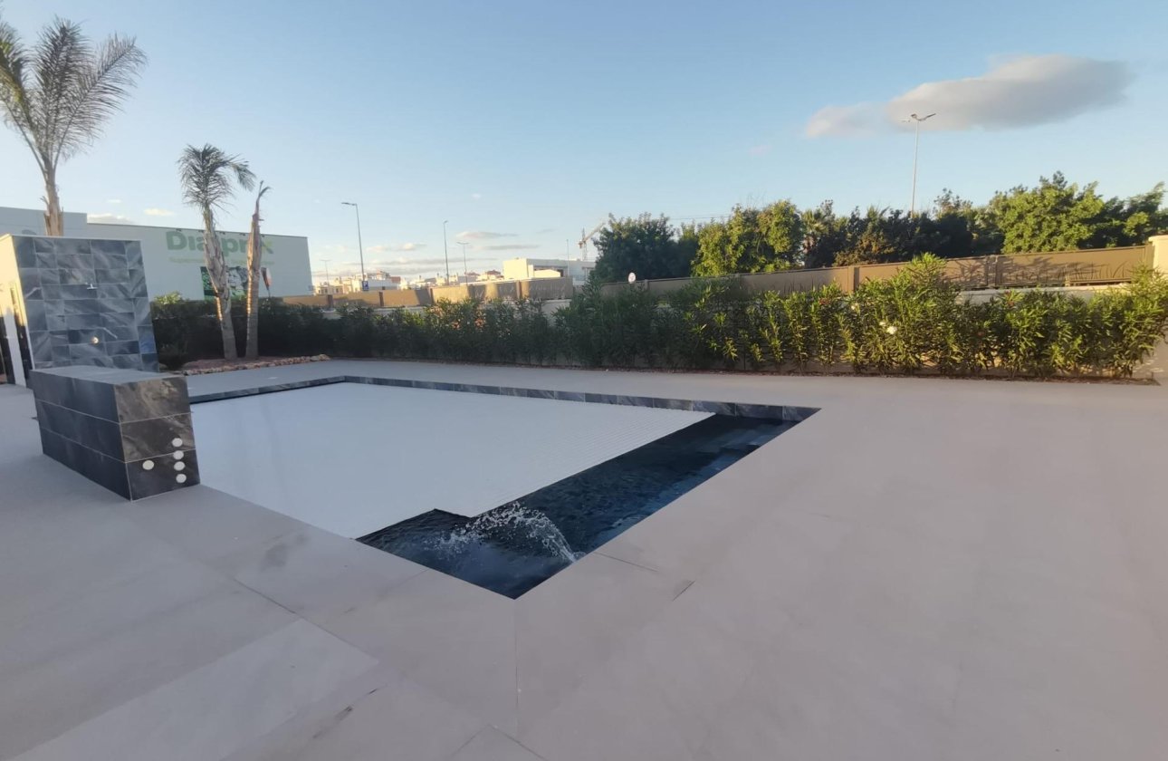 New Build - Villa -
Los Montesinos - La Herrada
