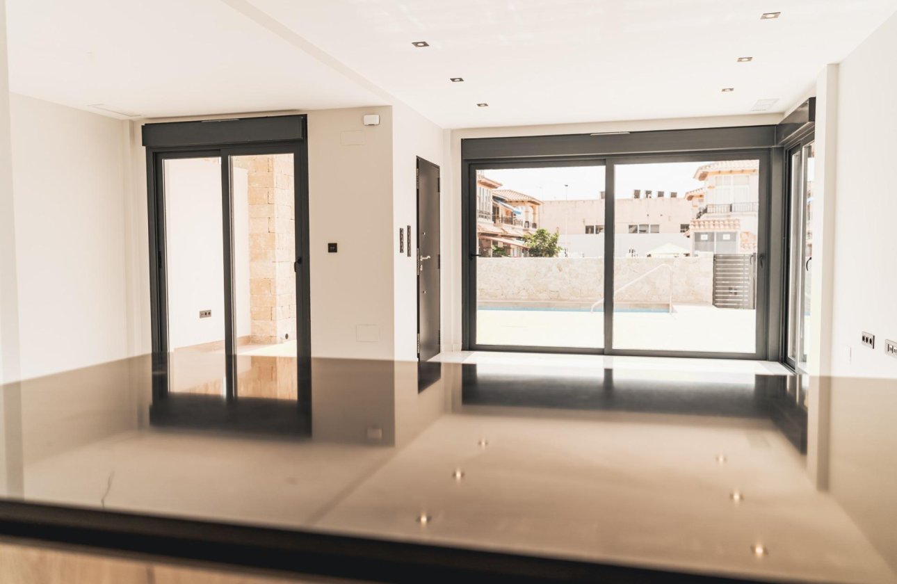 New Build - Villa -
Orihuela Costa - Punta Prima