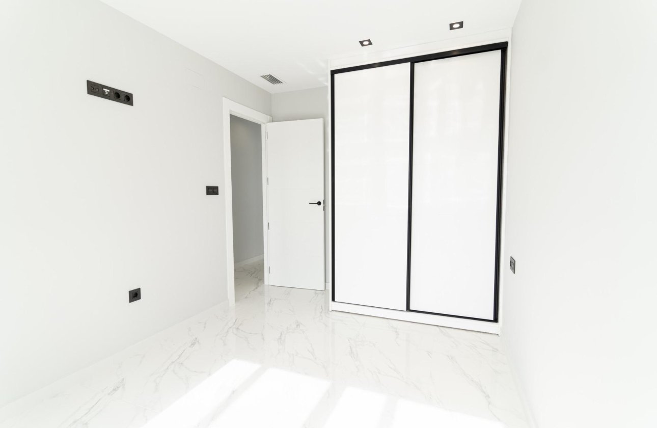 New Build - Villa -
Orihuela Costa - Punta Prima