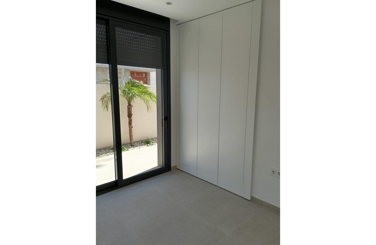 New Build - Villa -
Pilar de la Horadada - Roda Golf