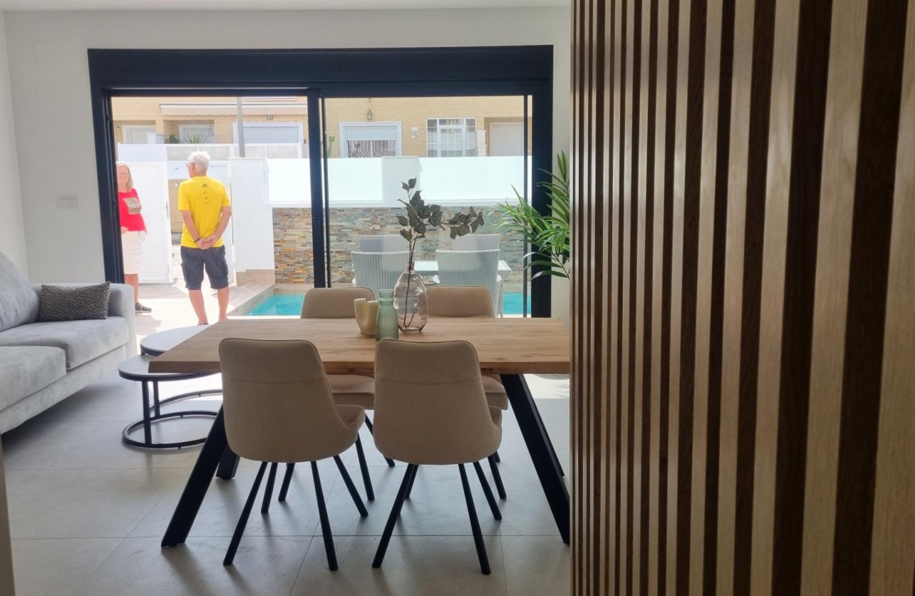 Nieuwbouw Woningen - Chalet -
San Pedro del Pinatar - Pueblo