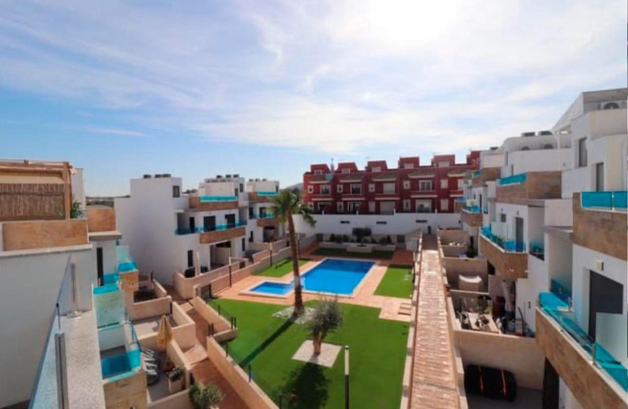 Nieuwbouw Woningen - Town House -
Bigastro - pueblo