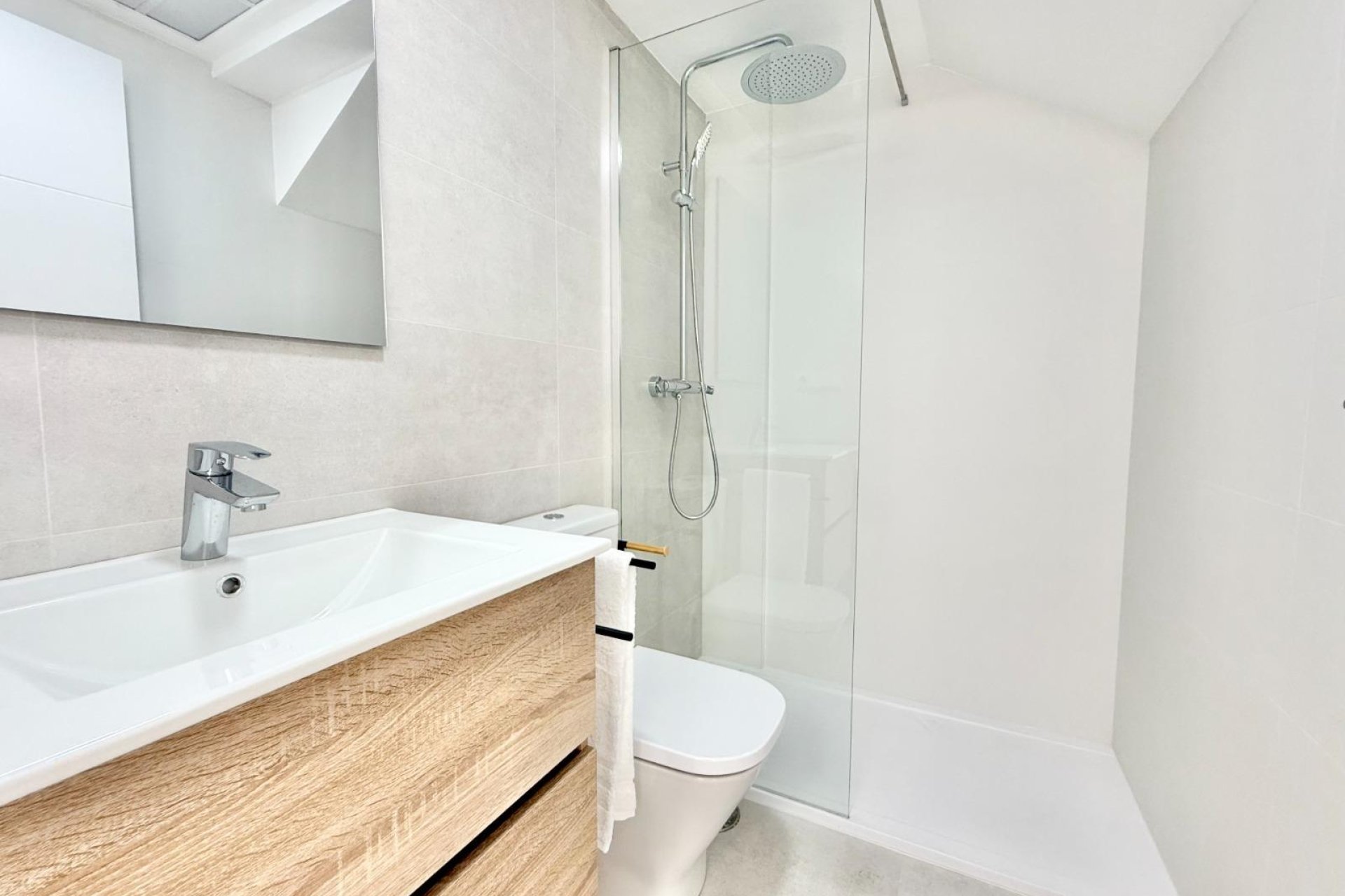 Nieuwbouw Woningen - Town House -
Cox - San Fernando