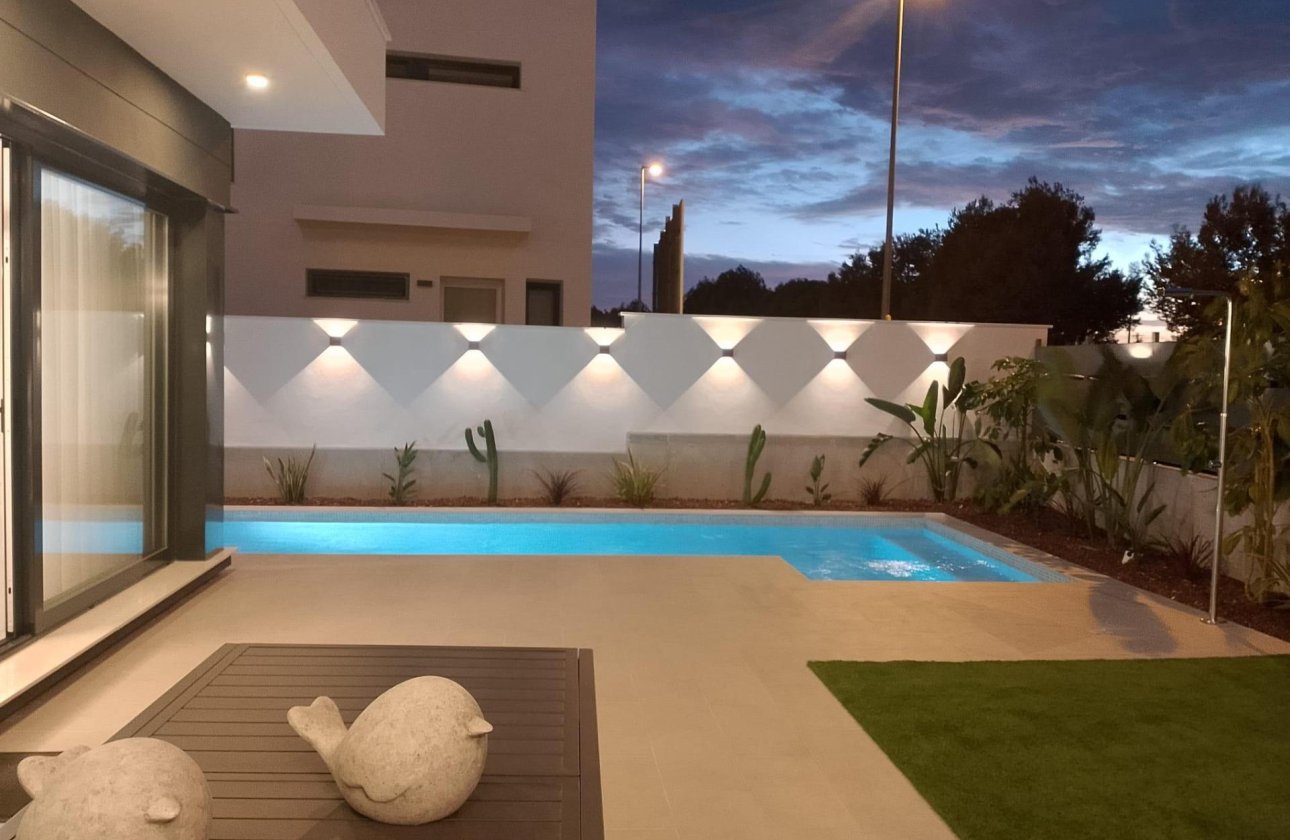 Nieuwbouw Woningen - Villa -
San Javier - Roda Golf