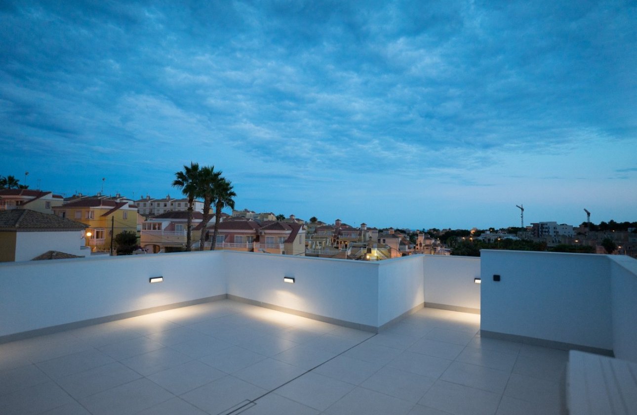 Nieuwbouw Woningen - Villa -
San Miguel de Salinas - Blue Lagoon