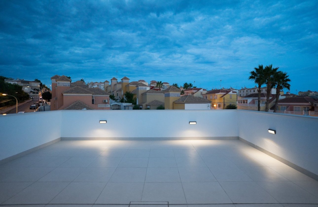 Nieuwbouw Woningen - Villa -
San Miguel de Salinas - El Galán