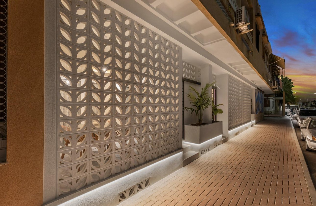 Nouvelle Construction - Appartement -
Torrevieja - Playa Los Naufragos