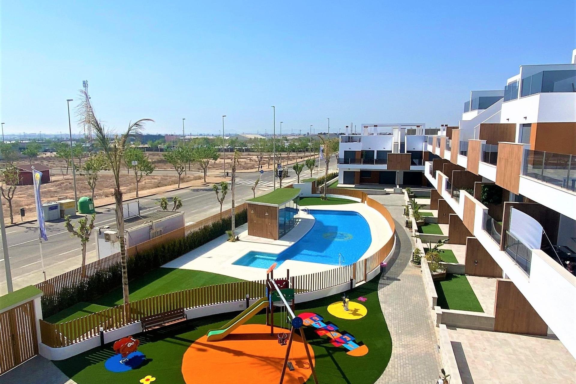 Nouvelle Construction - Bungalow -
Pilar de la Horadada - Polideportivo