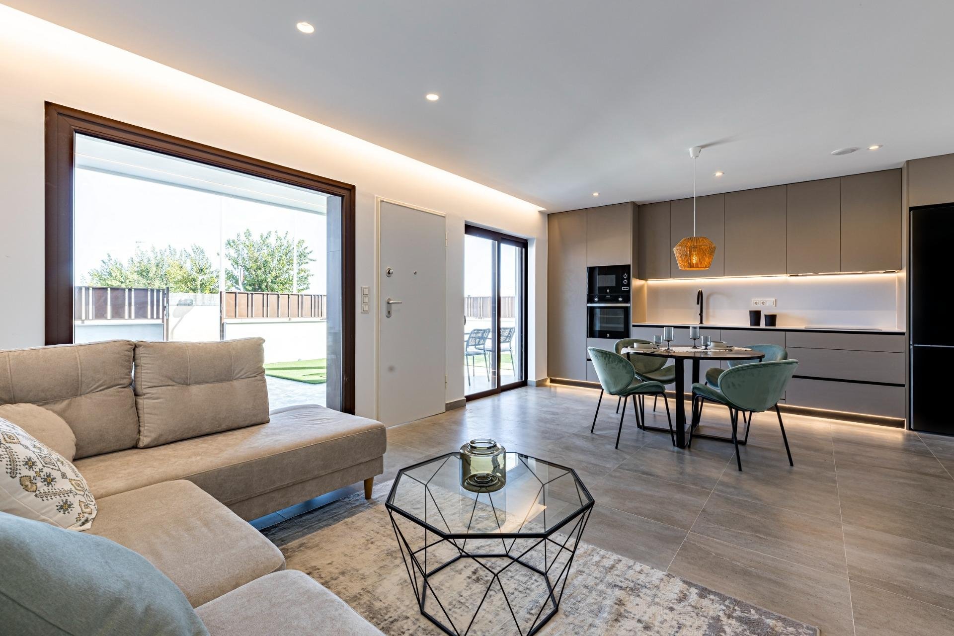 Nouvelle Construction - Ground Floor Bungalow -
Pilar de la Horadada - pueblo