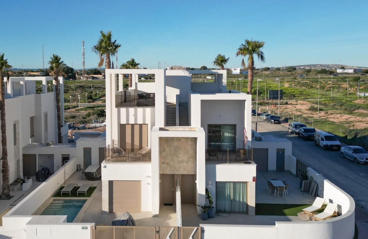 Nouvelle Construction - Quad House -
Los Alcazares - Serena Golf
