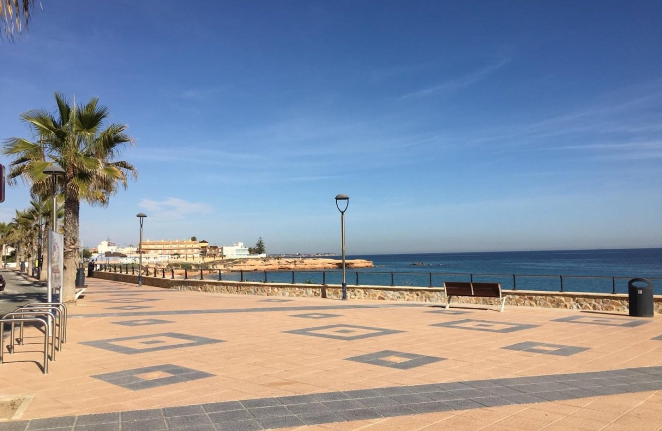 Nouvelle Construction - Semidetached -
Pilar de la Horadada - pueblo