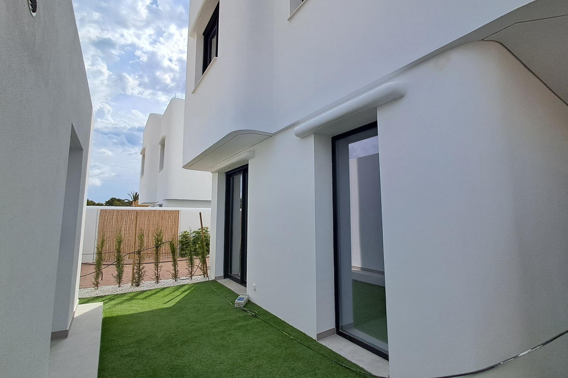Nouvelle Construction - Villa -
Alfas del Pí - El Albir