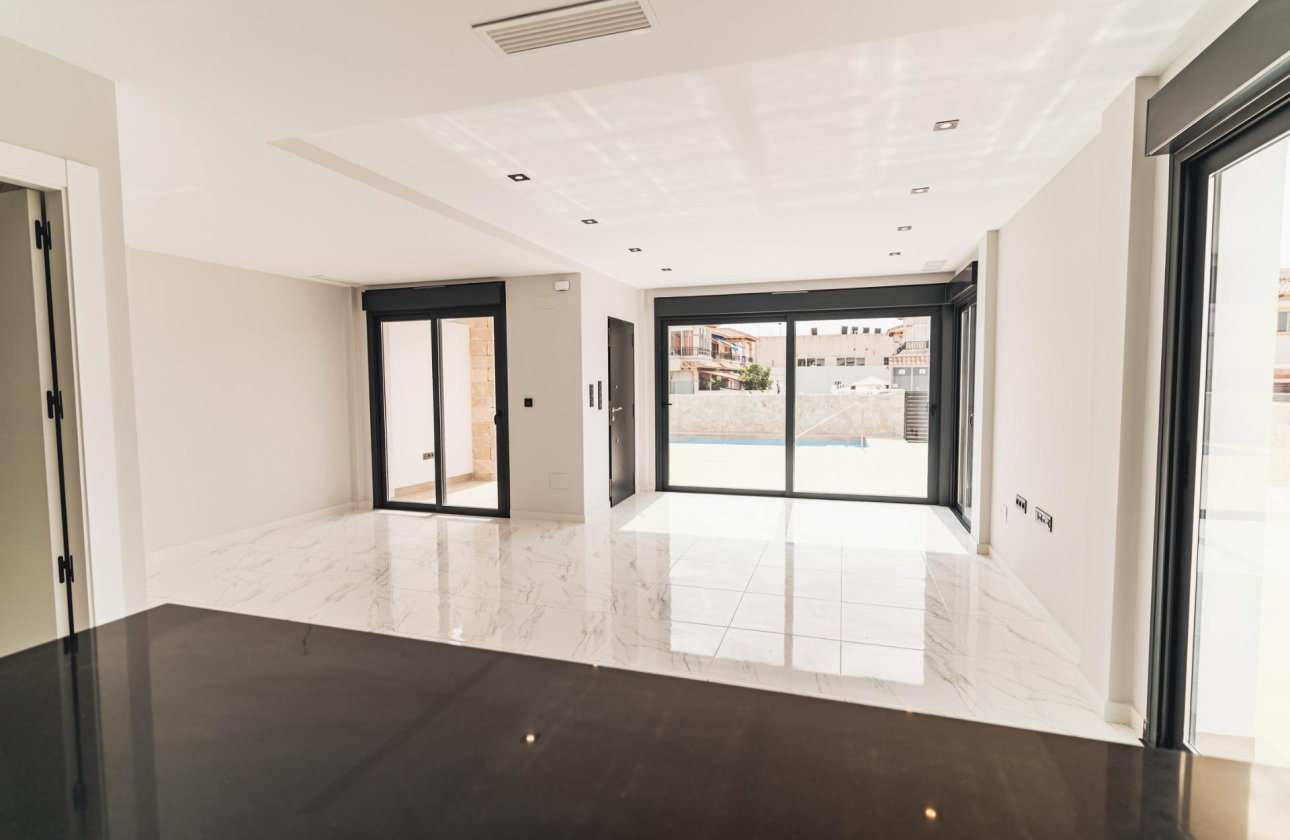 Nouvelle Construction - Villa -
Orihuela Costa - Punta Prima