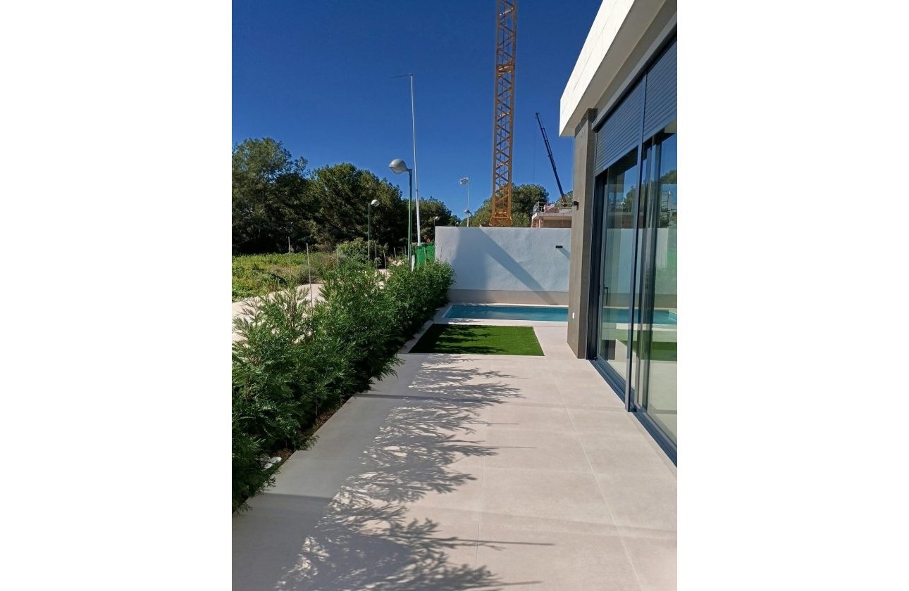 Nouvelle Construction - Villa -
Pilar de la Horadada - Roda Golf