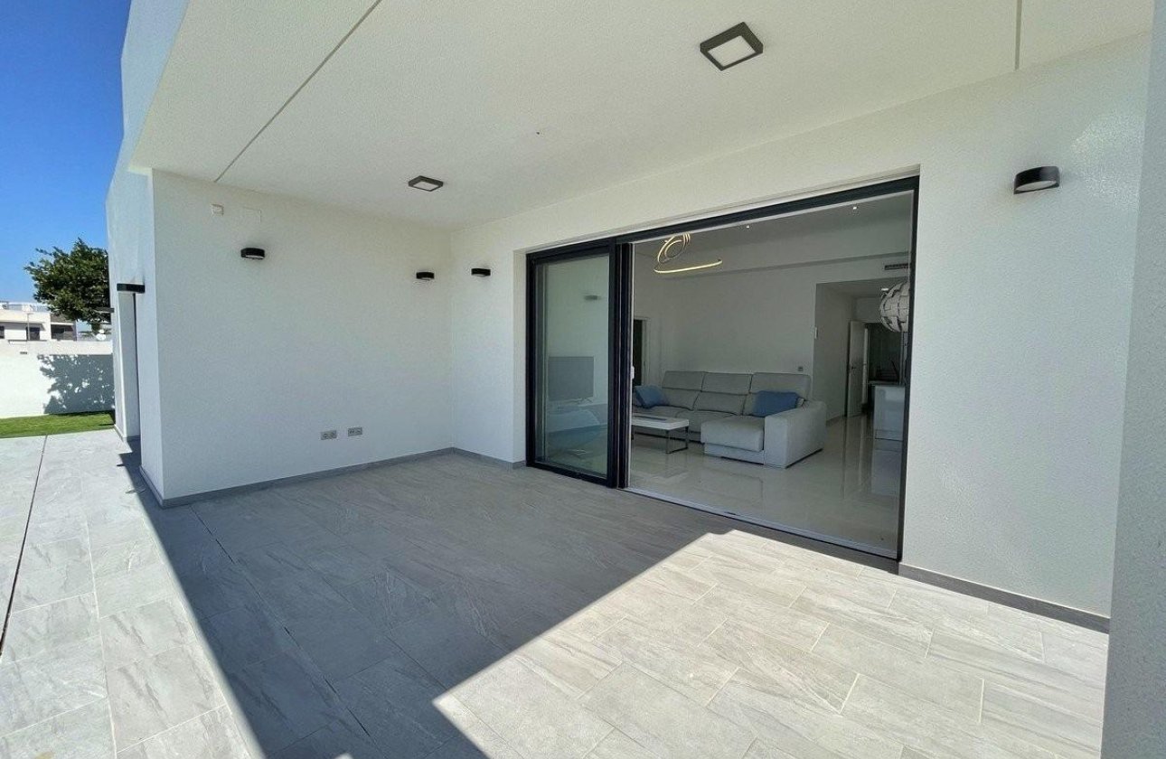 Nouvelle Construction - Villa -
Rafal - polideportivo