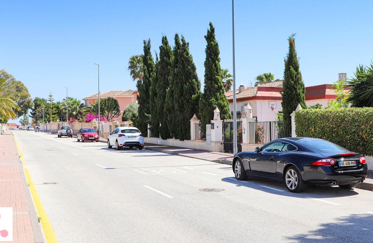 Nouvelle Construction - Villa -
San Fulgencio - La Escuera