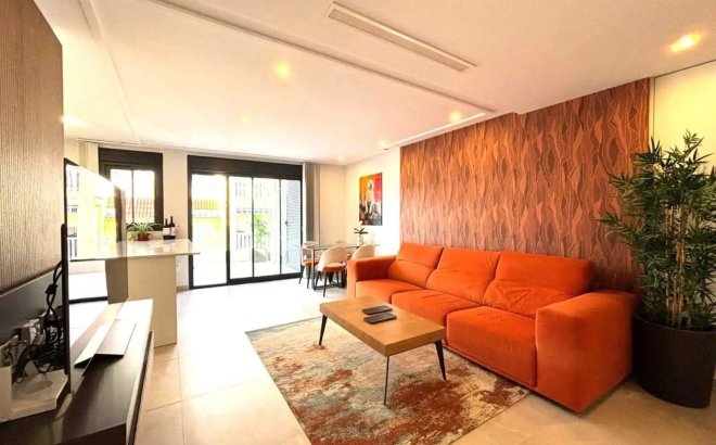 Penthouse - Herverkoop - Torrevieja - Las Piscinas Naturales