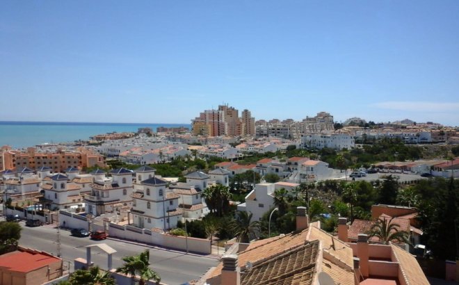 Penthouse - Resale -
            Torrevieja - 16839