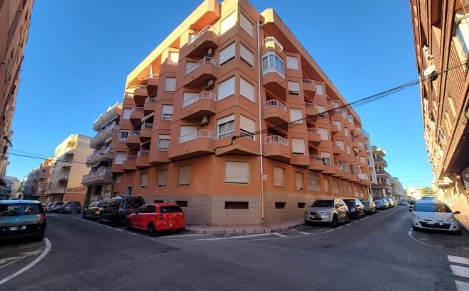 Penthouse - Resale - Torrevieja -
                Playa de los Locos