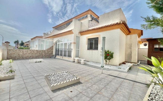 Quad House - Revente - Orihuela Costa - Playa Flamenca