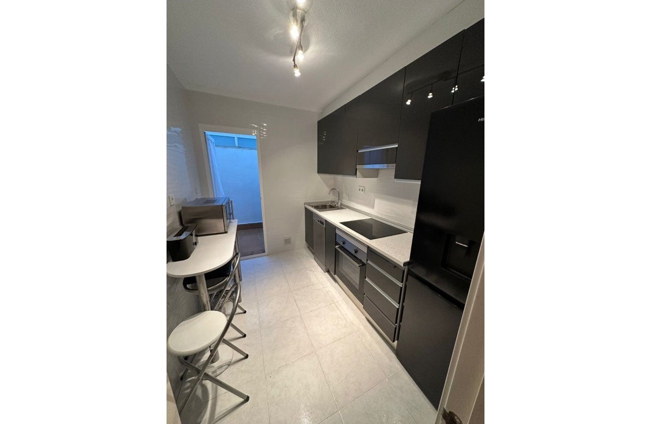 Rental - Ground Floor Bungalow -
Orihuela Costa - La Florida