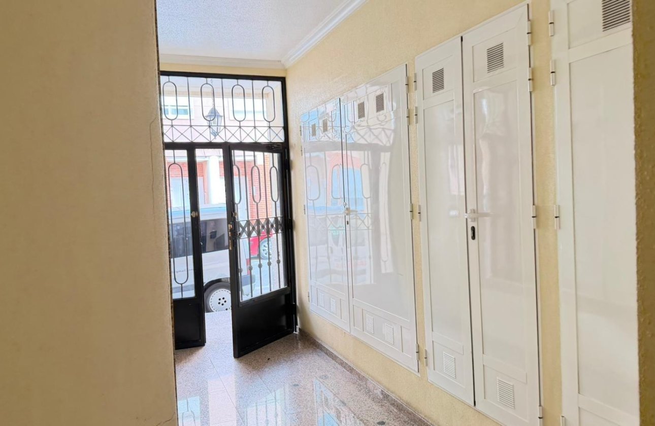 Resale - Apartment -
Benijofar - Pueblo 4