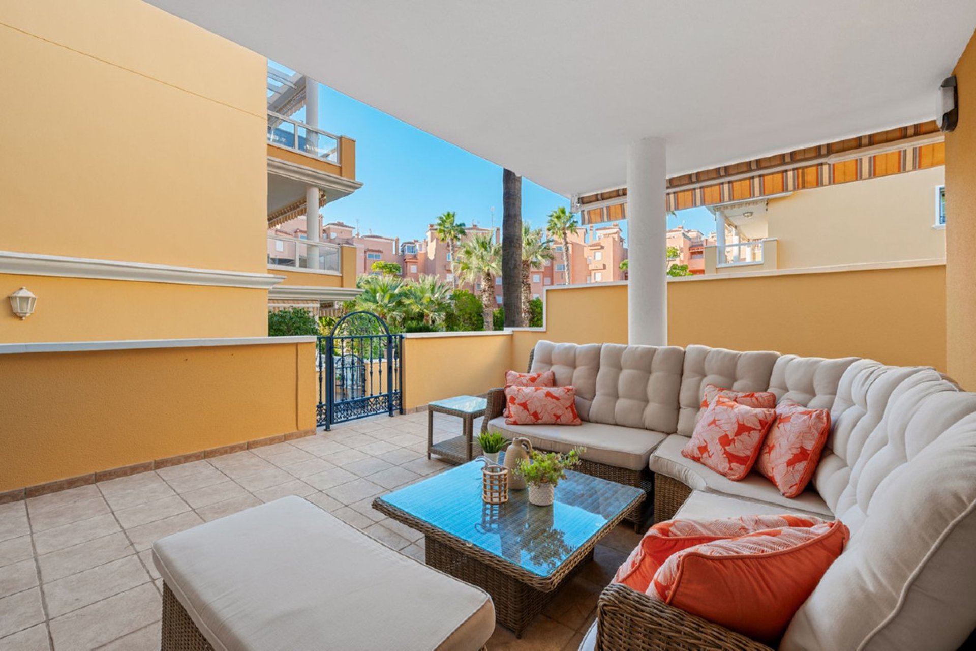 Resale - Apartment -
Cabo Roig - Costa Blanca