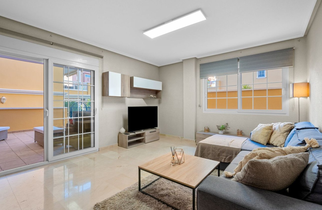 Resale - Apartment -
Cabo Roig - Costa Blanca