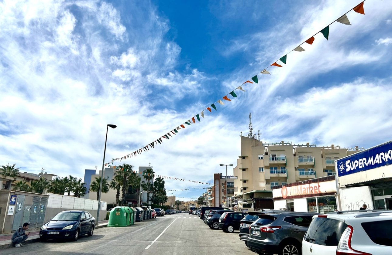 Resale - Apartment -
Cabo Roig - Costa Blanca