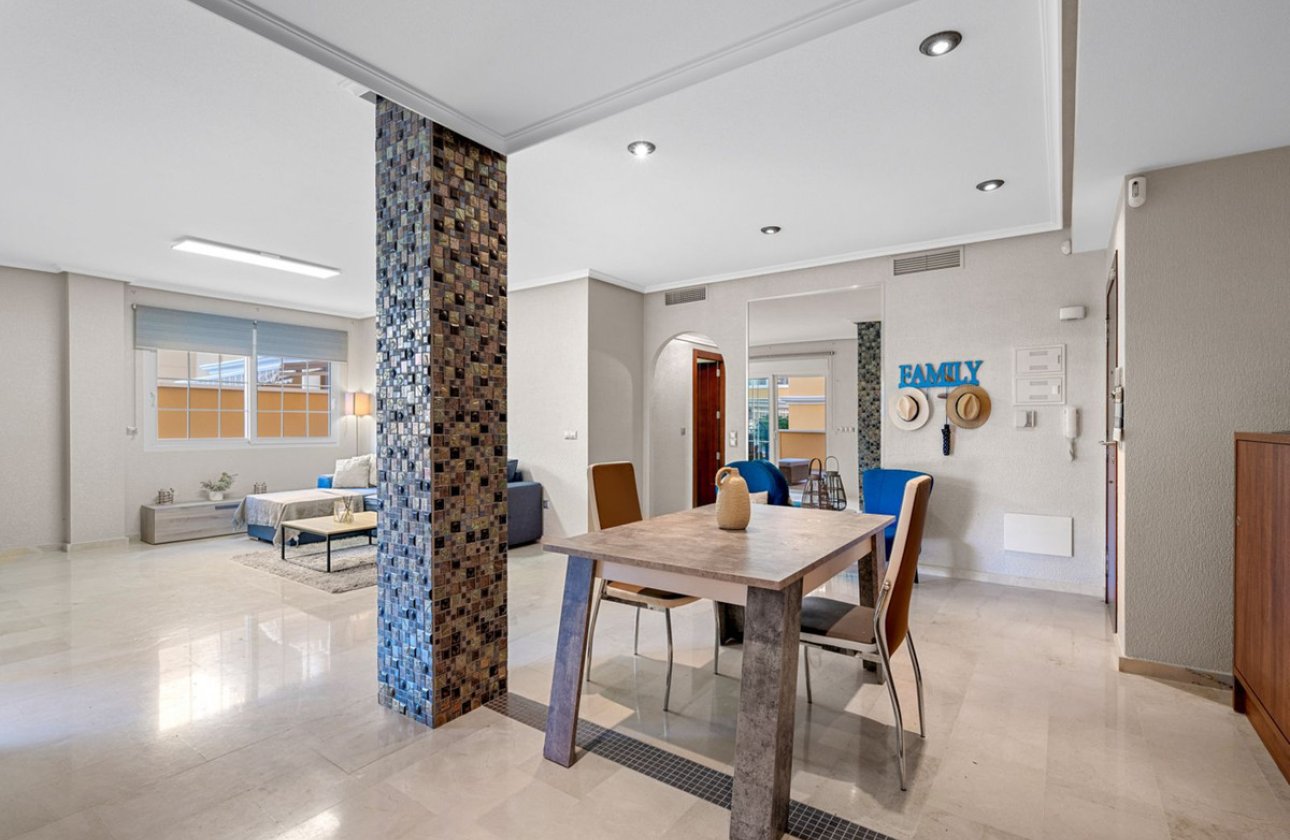 Resale - Apartment -
Cabo Roig - Costa Blanca
