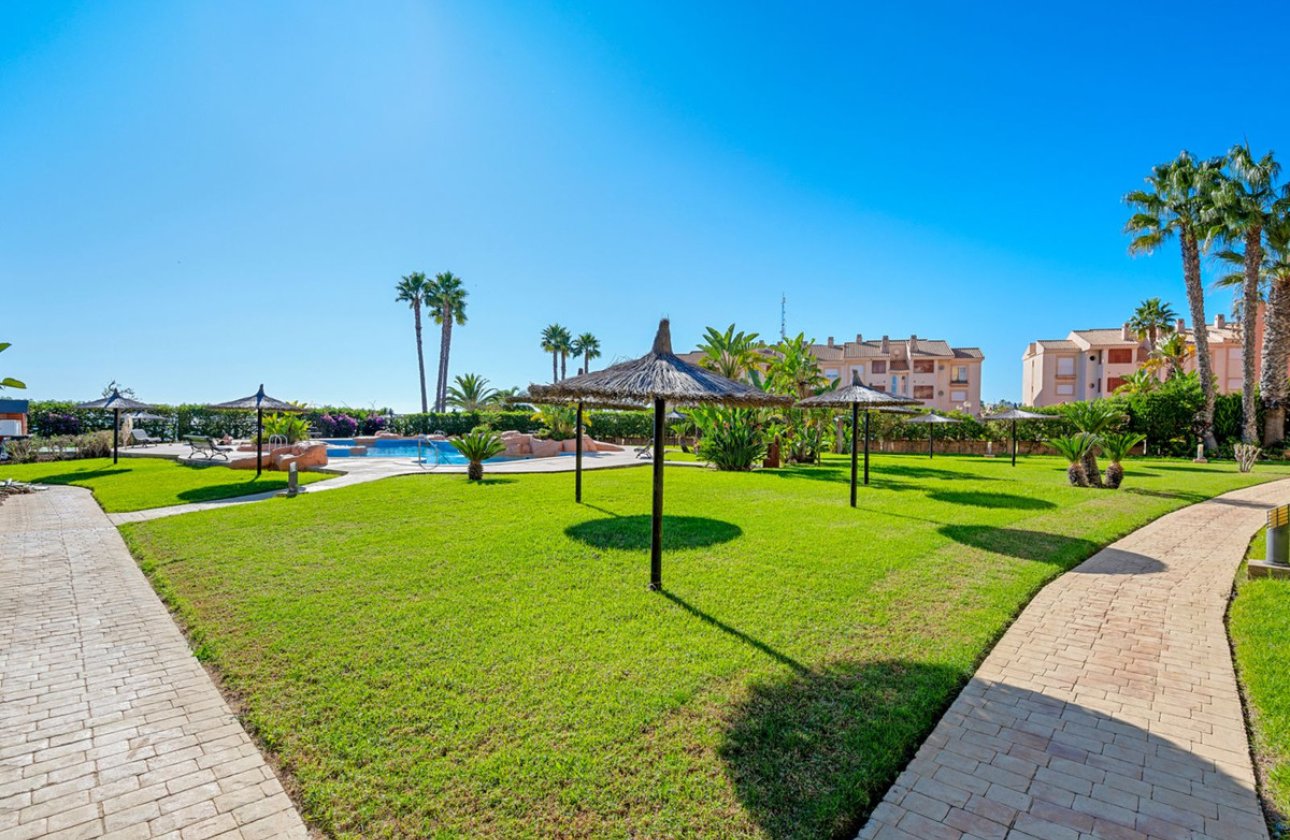 Resale - Apartment -
Cabo Roig - Costa Blanca