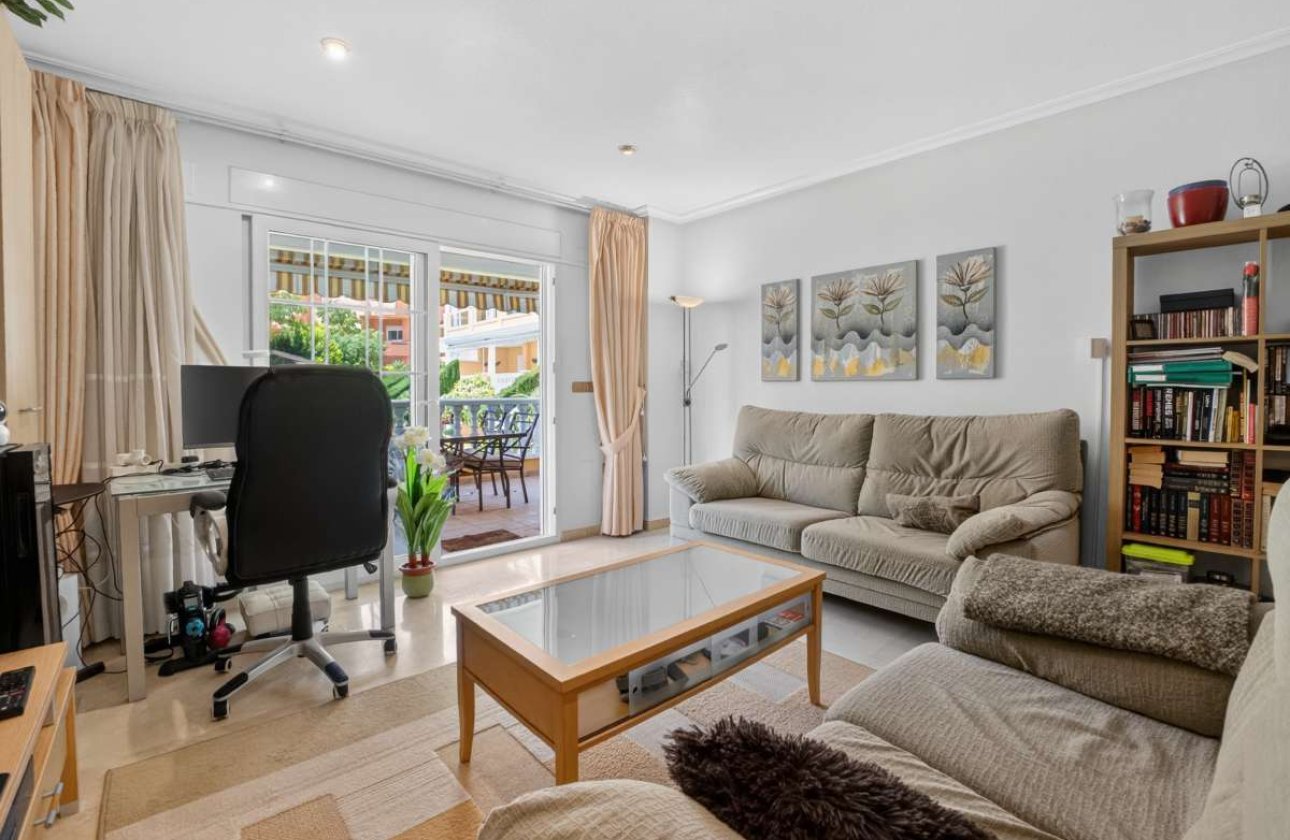 Resale - Apartment -
Cabo Roig - Costa Blanca