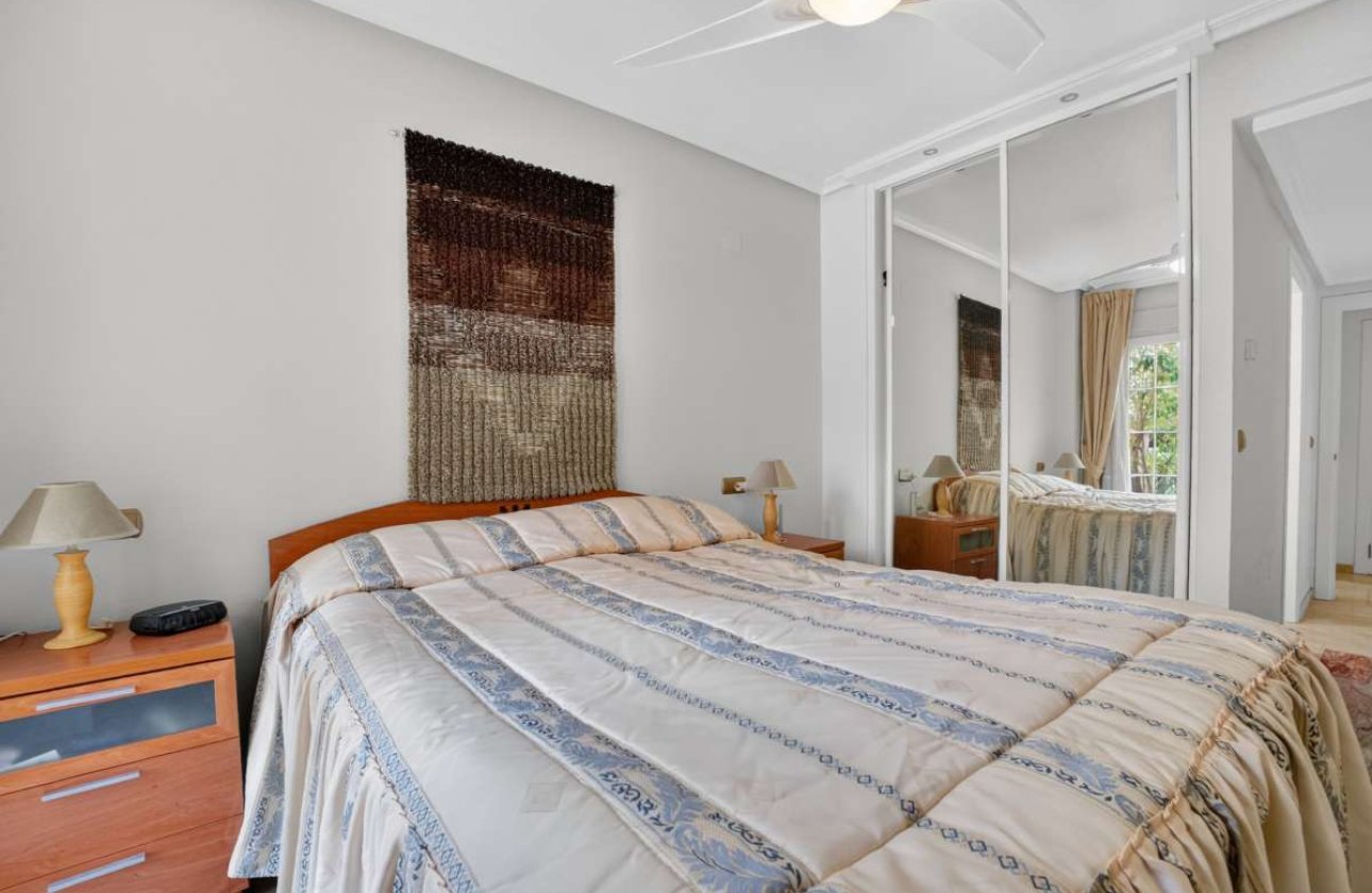 Resale - Apartment -
Cabo Roig - Costa Blanca