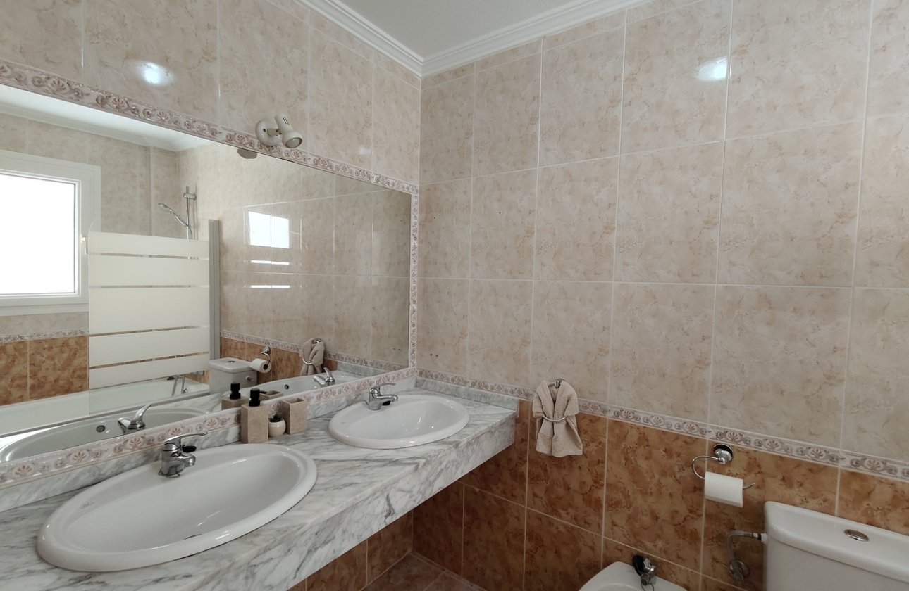 Resale - Apartment -
Cabo Roig - Costa Blanca