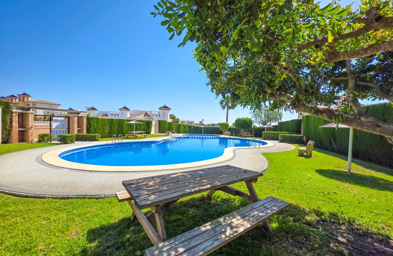 Resale - Apartment -
Cabo Roig - Costa Blanca