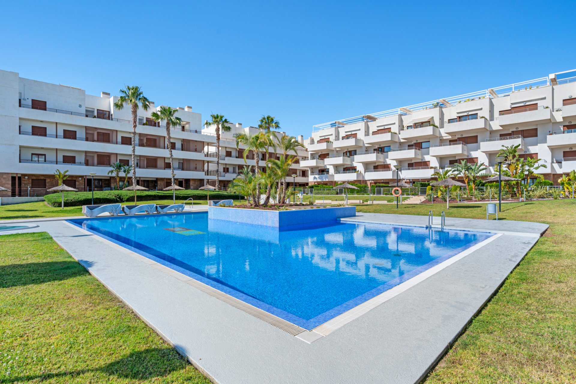 Resale - Apartment -
Cabo Roig - Costa Blanca