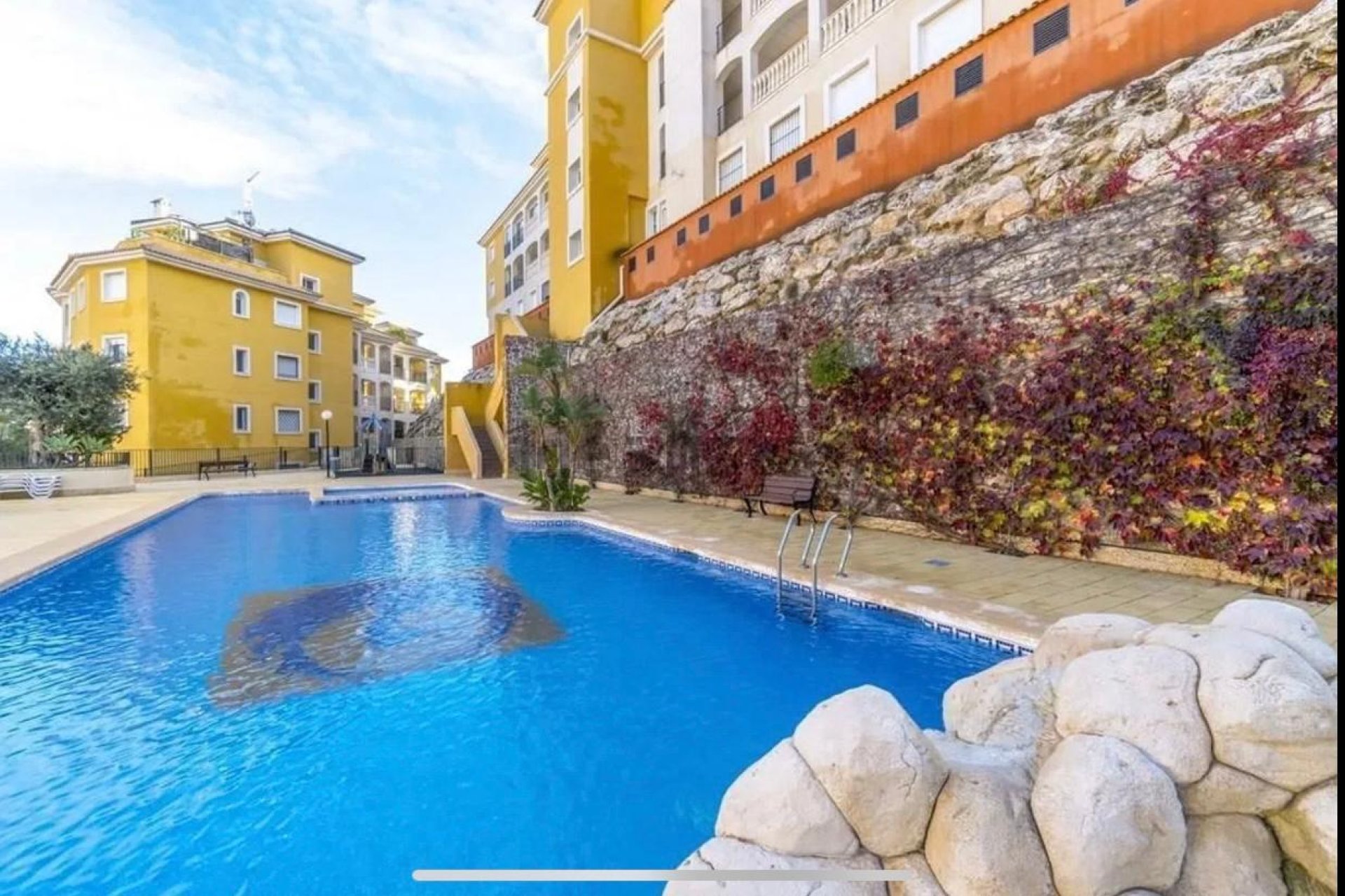 Resale - Apartment -
Campoamor - Costa Blanca