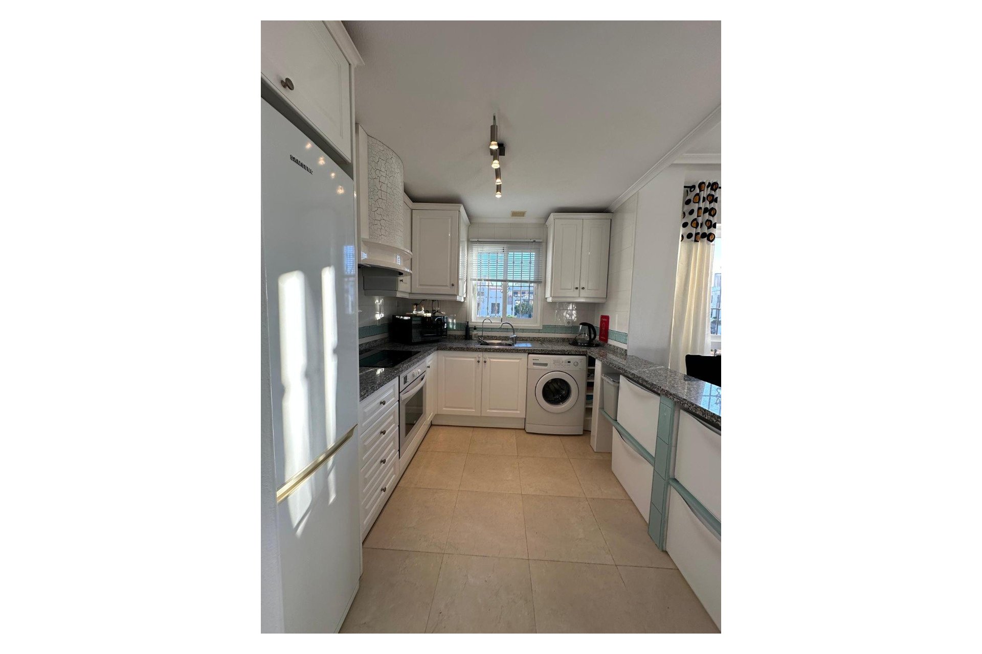 Resale - Apartment -
Campoamor - Costa Blanca