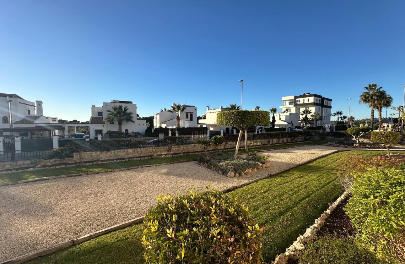 Resale - Apartment -
Campoamor - Costa Blanca