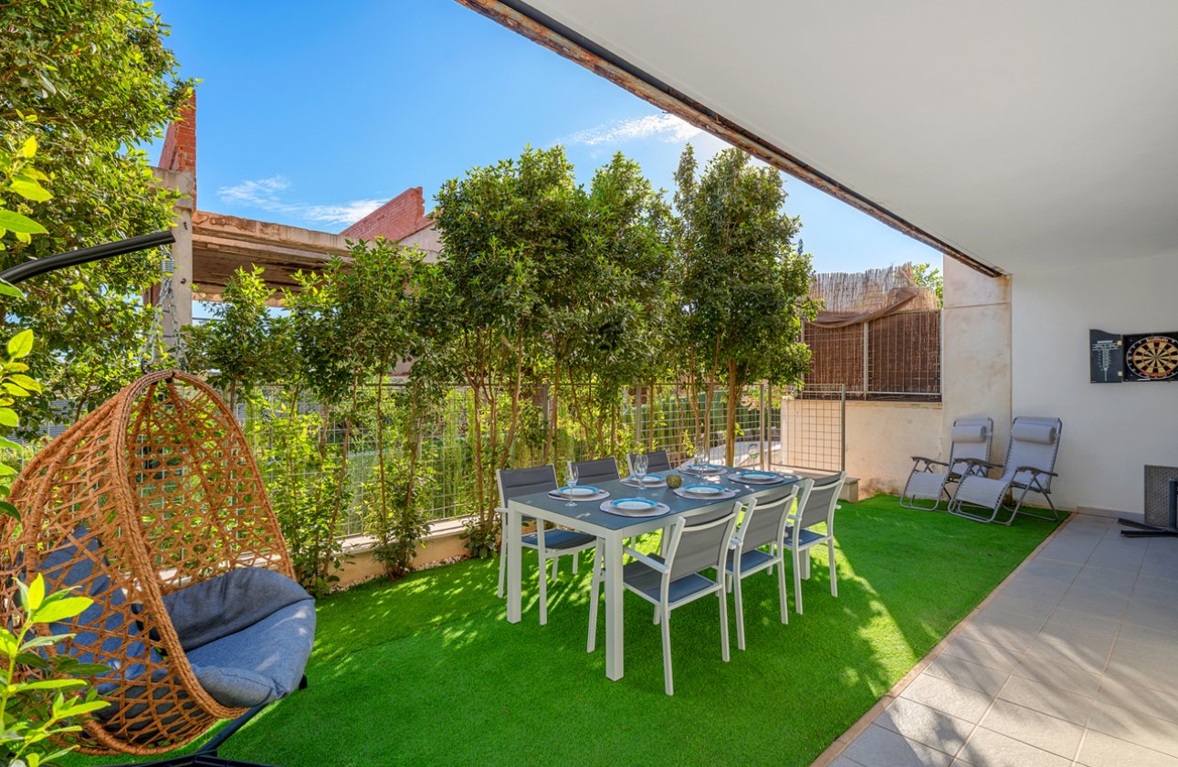 Resale - Apartment -
Campoamor - Costa Blanca