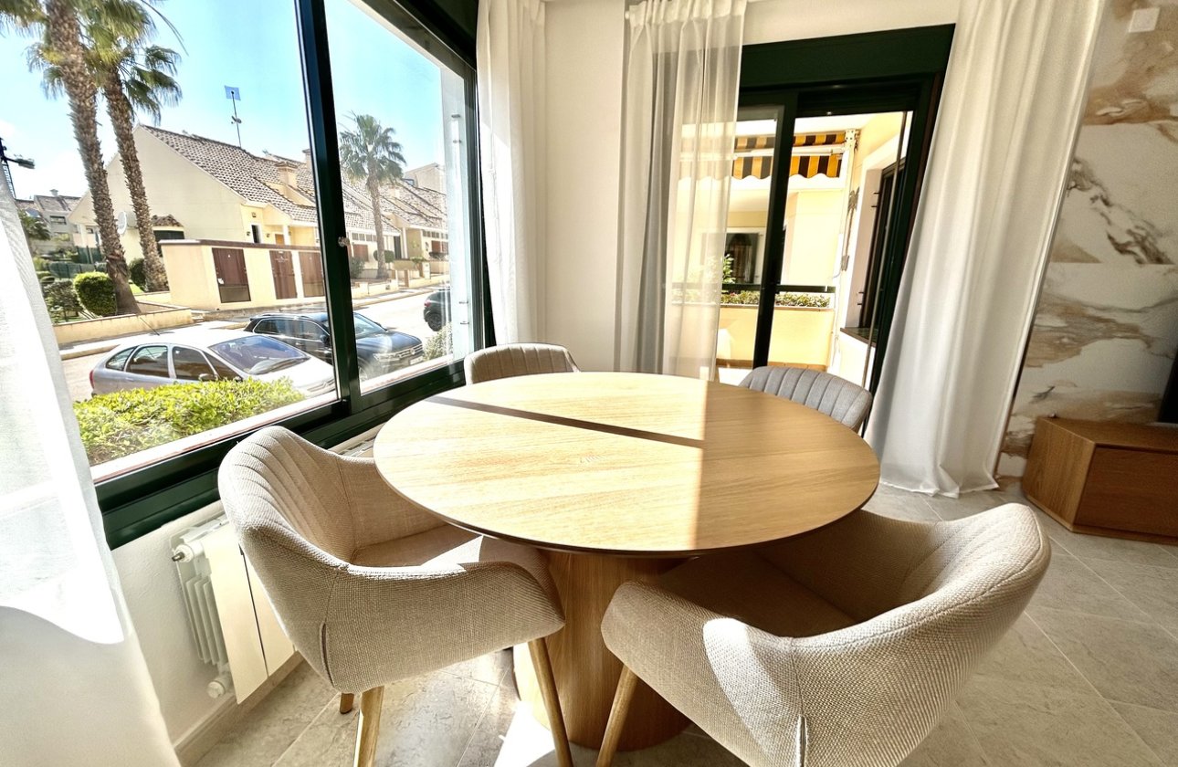 Resale - Apartment -
Campoamor - Costa Blanca