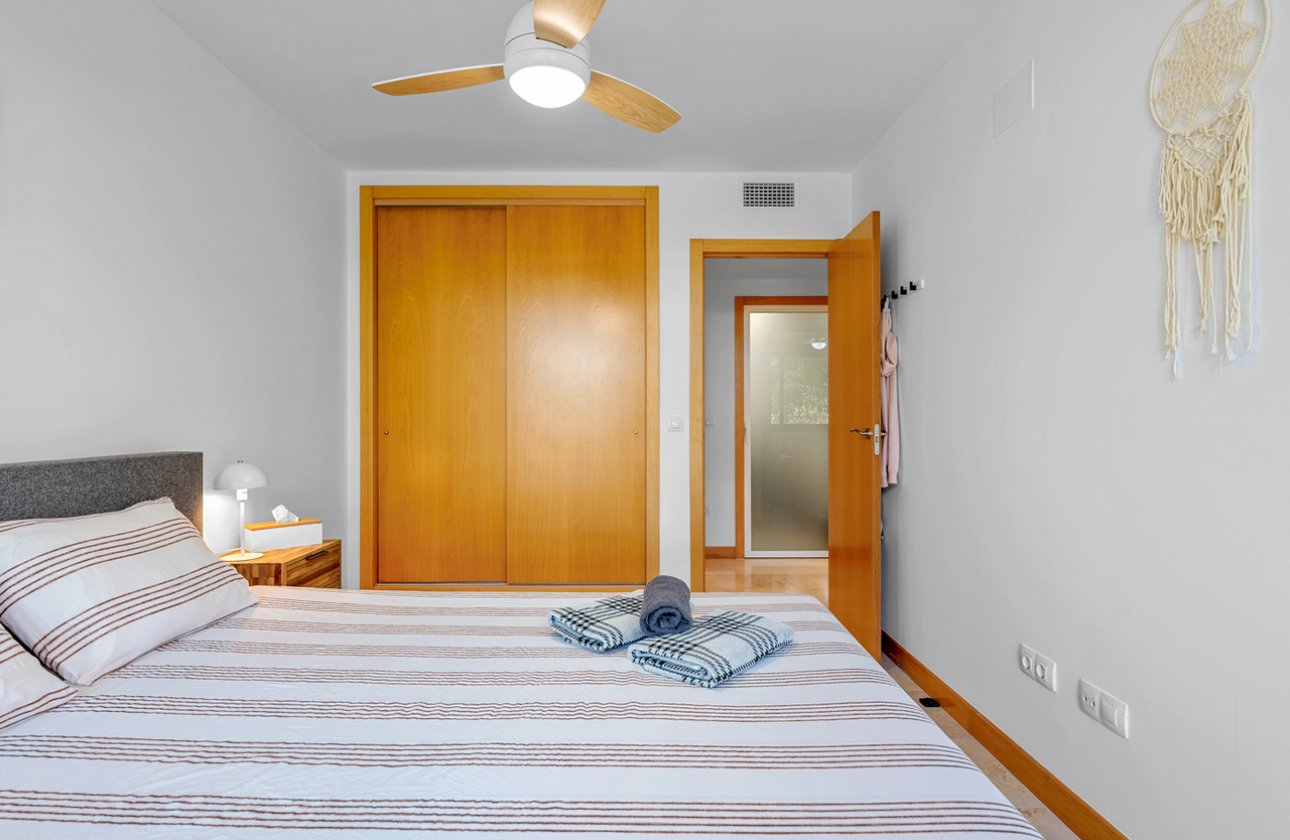 Resale - Apartment -
Campoamor - Costa Blanca