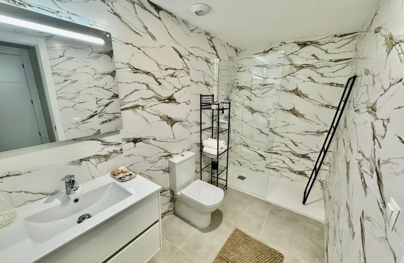 Resale - Apartment -
Dehesa de Campoamor - Costa Blanca