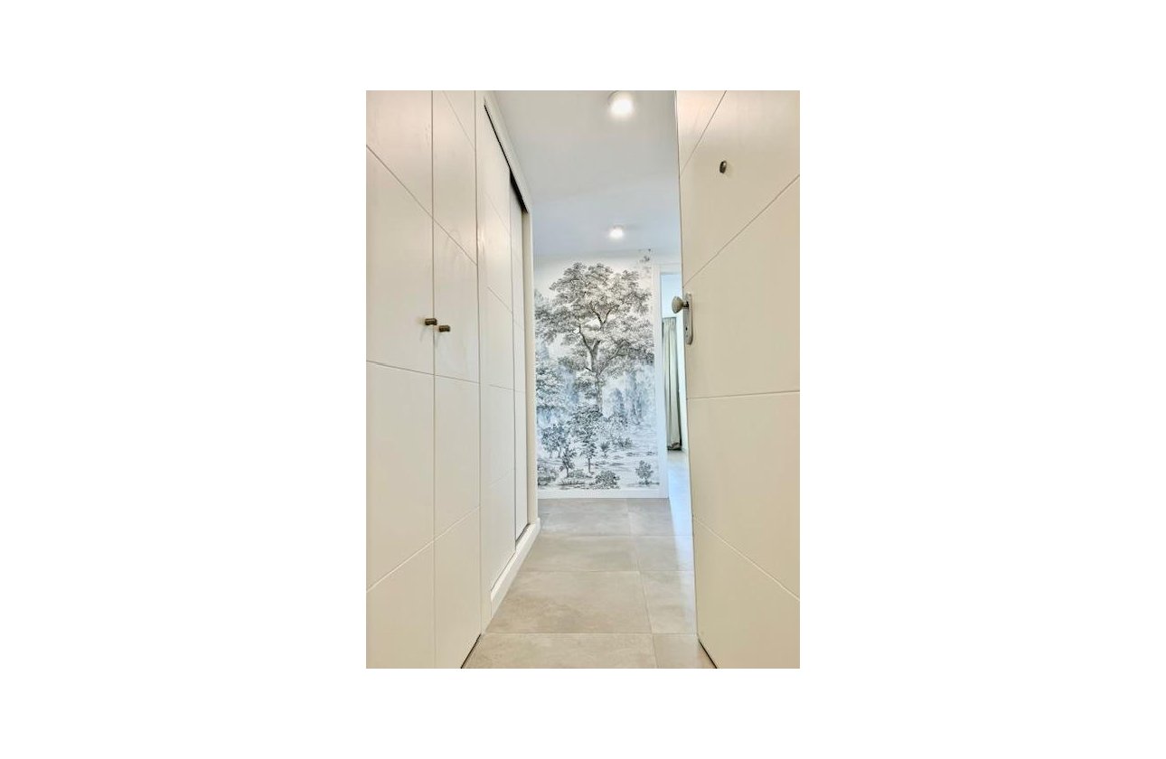 Resale - Apartment -
Dehesa de Campoamor - Costa Blanca