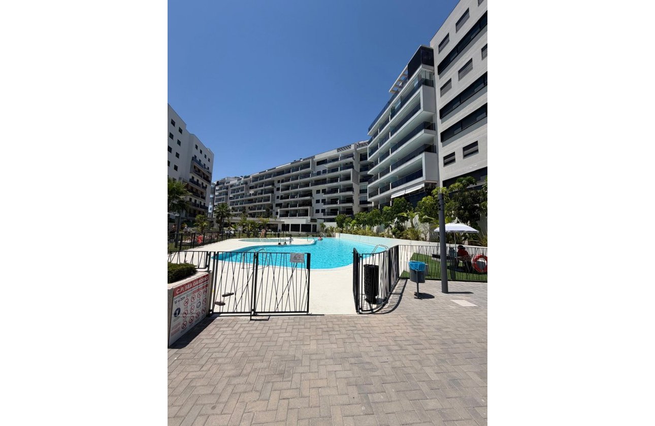Resale - Apartment -
Dehesa de Campoamor - Costa Blanca