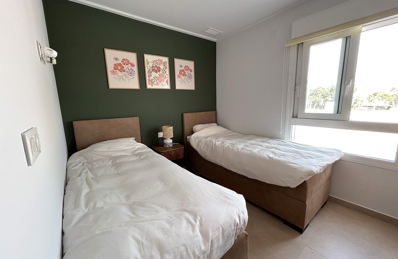 Resale - Apartment -
El Raso - Costa Blanca