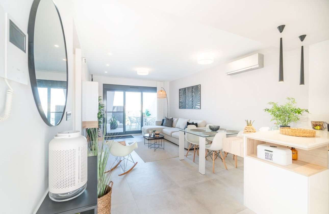 Resale - Apartment -
El Raso - Costa Blanca