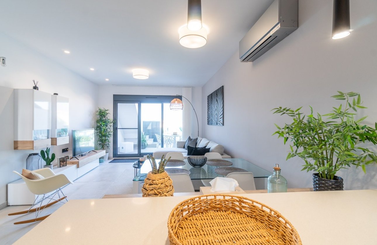 Resale - Apartment -
El Raso - Costa Blanca